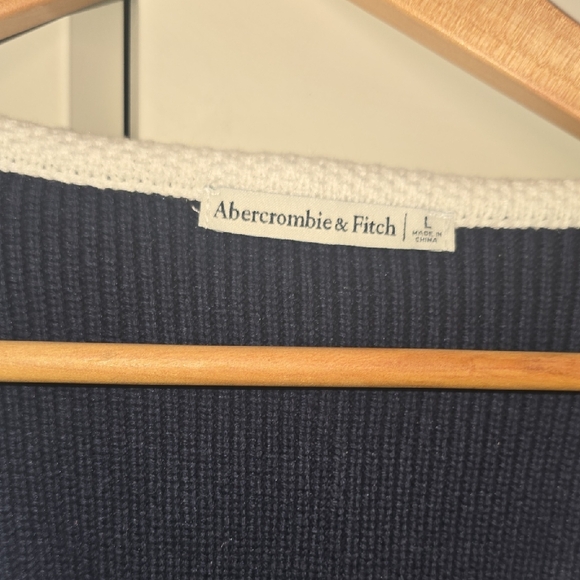 Abercrombie & Fitch Navy Blue Vest with White Trim - Picture 5 of 11